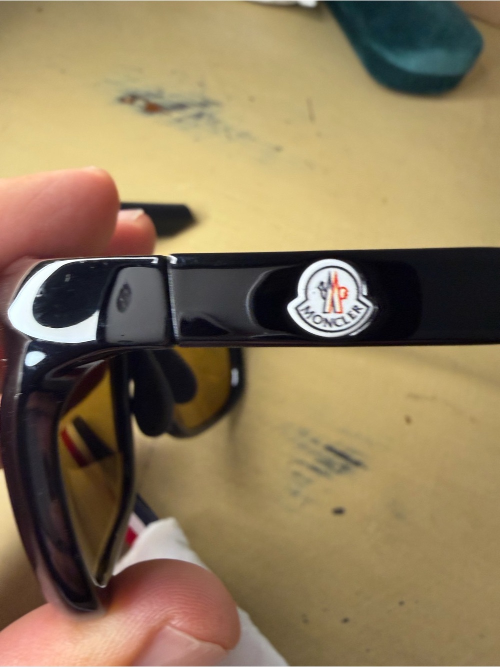 Moncler Black Oversized Sunglasses - Picture 4 of 9
